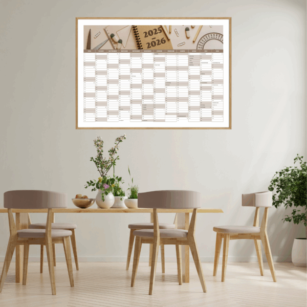 Dekorativ vægkalender med flot design – ideel til kontoret eller køkkenet