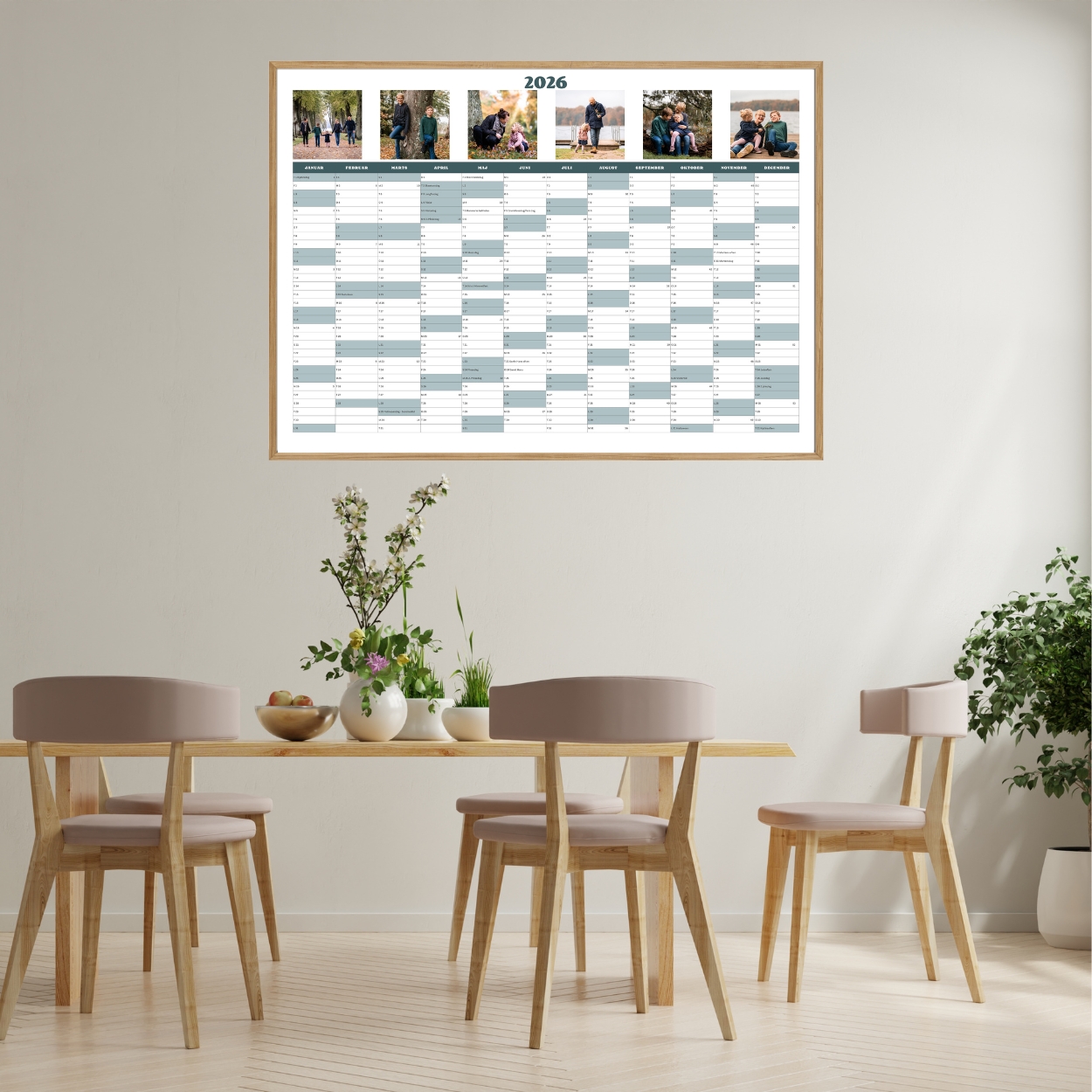 Foto-kalender-2026-miljø-støvet-blå-farve-6-11-1250x1250px