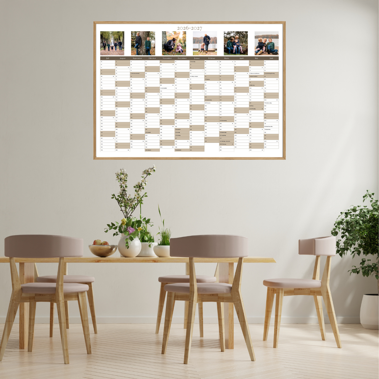 Personlig-vægkalender-2026-2027-6 11 farvebilleder-beige-miljø